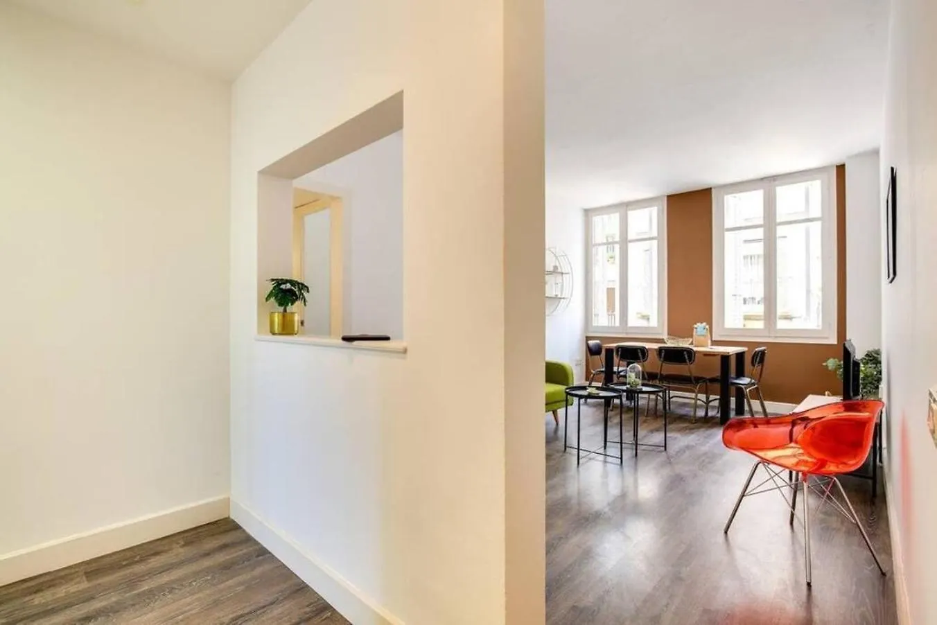 Colorful With Cozy Terrace In Gracia Apartment Barcelona